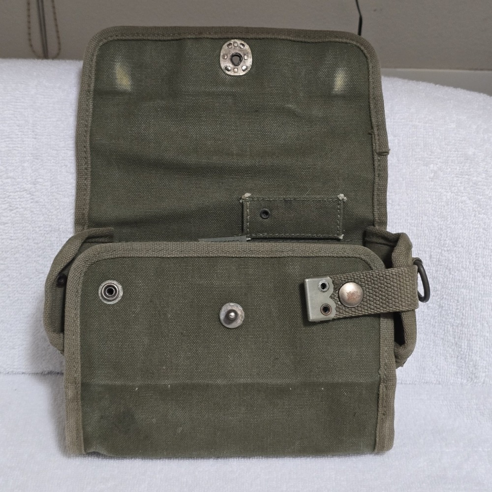 Vintage US Military M18A1 Chemical Detector Kit Canvas Case‎ Pouch ITT - Picture 8 of 16